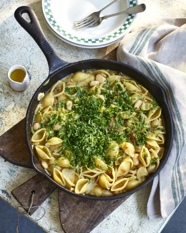 1 Pot Creamy Butterbean & Fennel Pasta Gaz Oakley