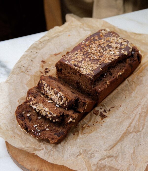 Qora ayolni mushtlash